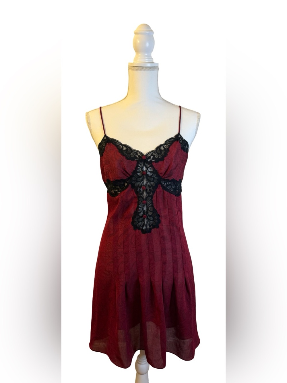Vintage Victoria’s Secret Red and Black Lace Chemise Slip Dress